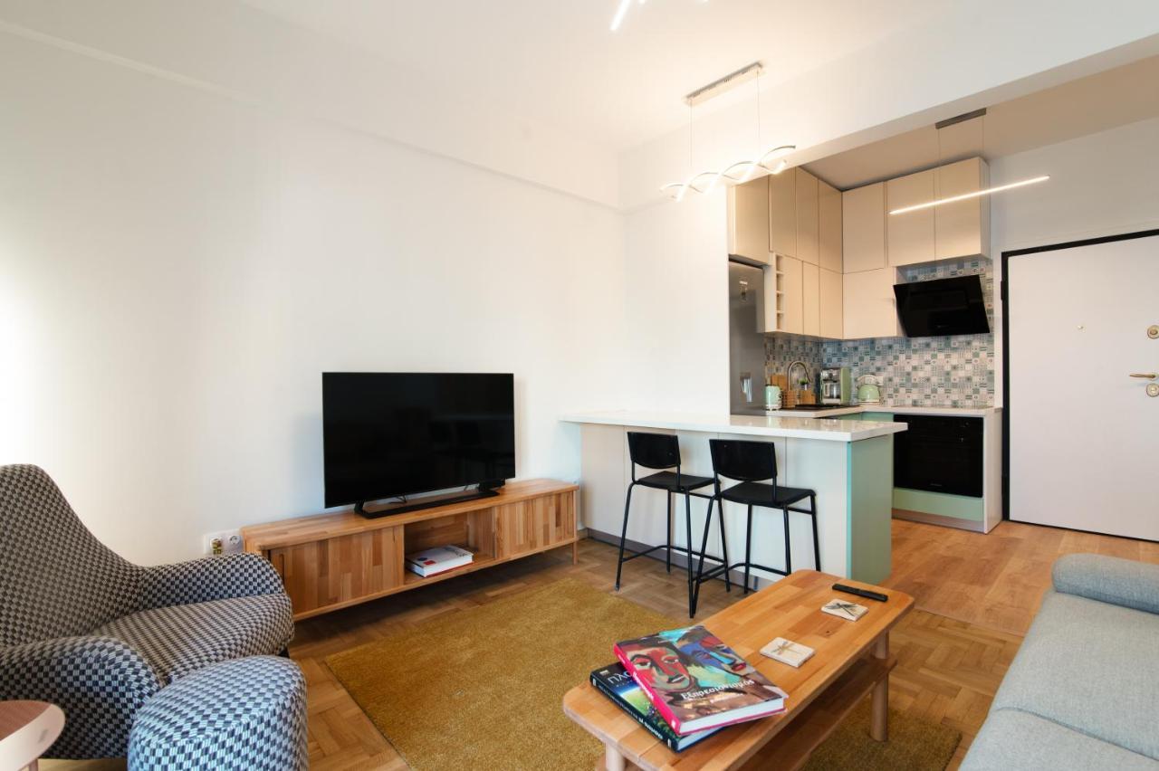 Luxury 1-Bedroom Apartment By The Sea In เอเธนส์ ภายนอก รูปภาพ